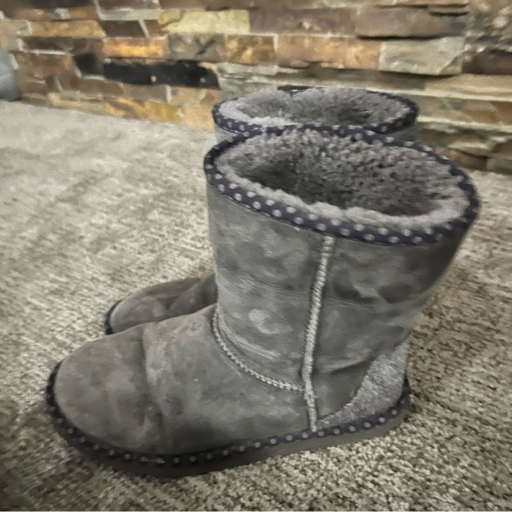 UGG Classic Short 78 Boots Polka Dot Size 8 - Picture 5 of 9